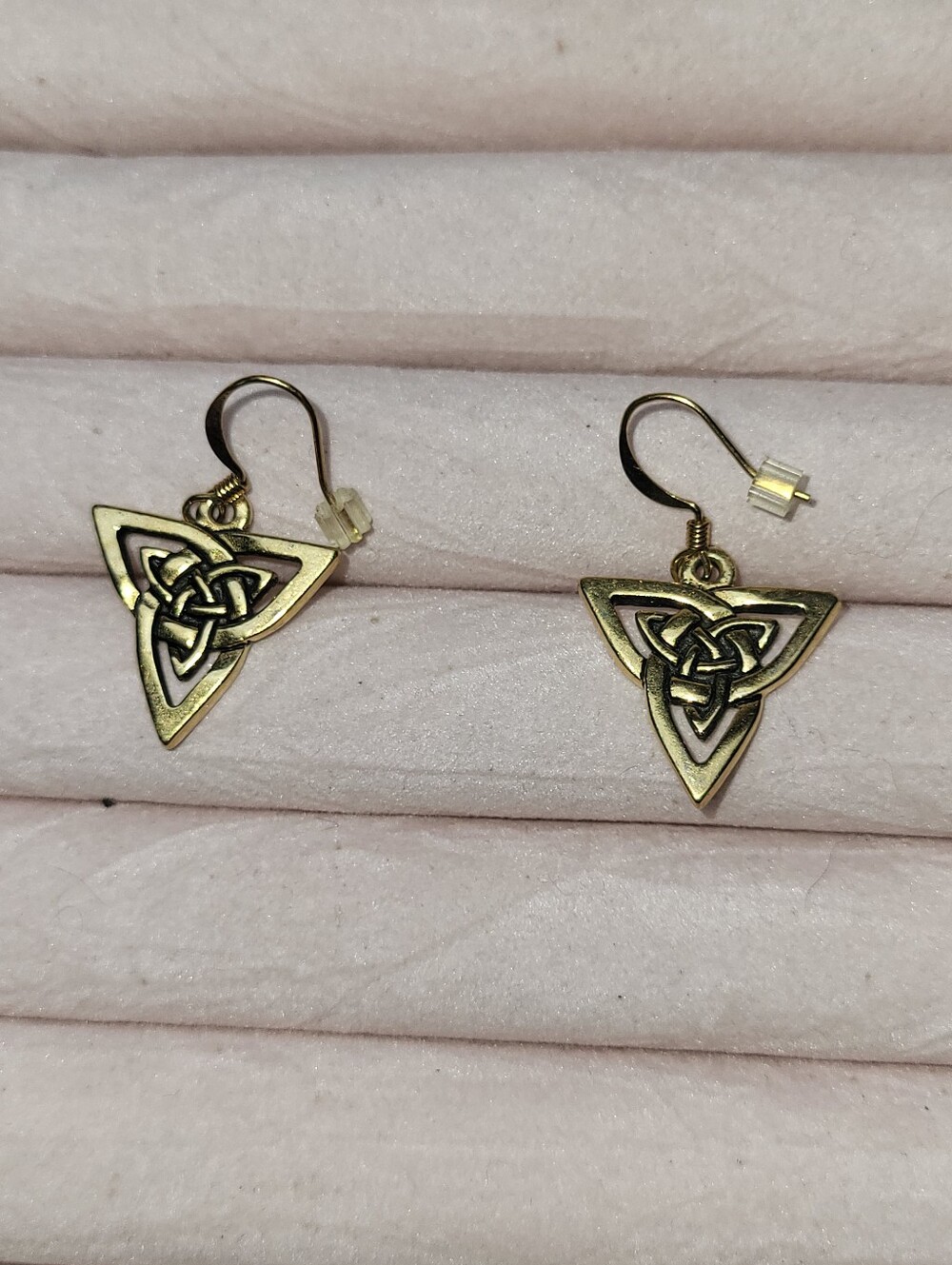 Vintage Celtic Trinity Knot Earrings Gold Tone Triquetra Dangle Drop